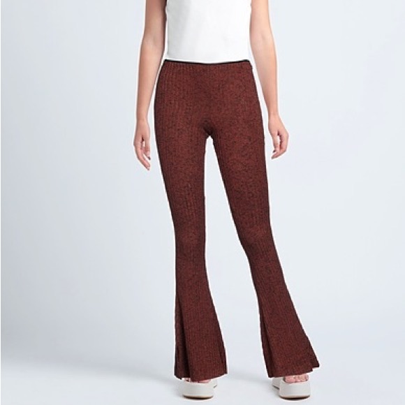 ⏱️24 HR SALE⏱️ 16ARLINGTON Flared Knit Pants - Picture 7 of 7